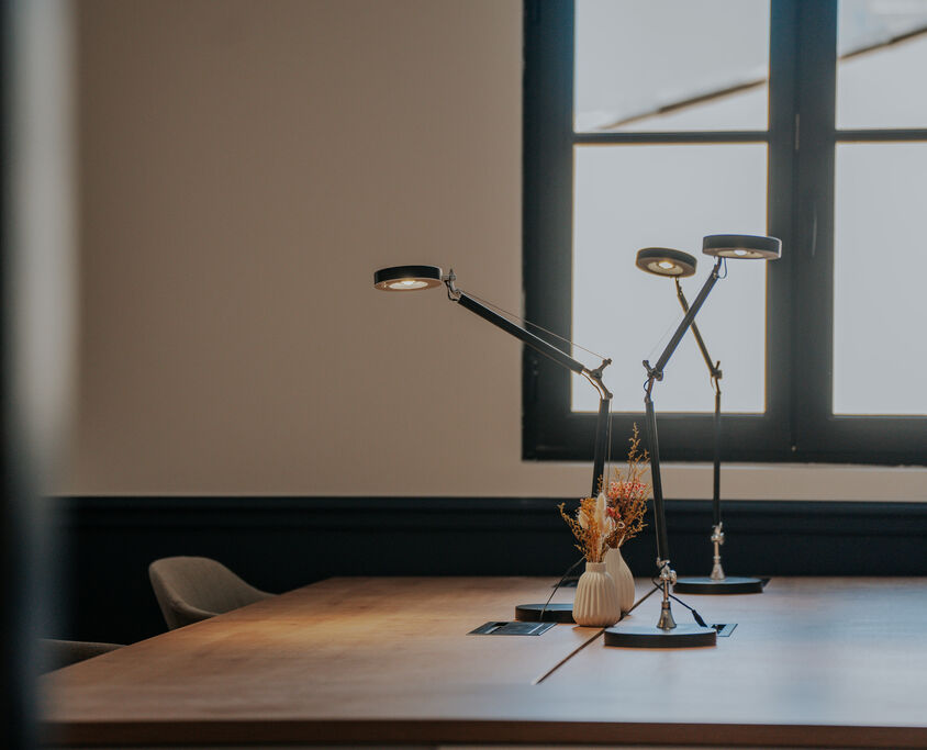 Bureau privé ou poste nomade dans un espace de coworking ?